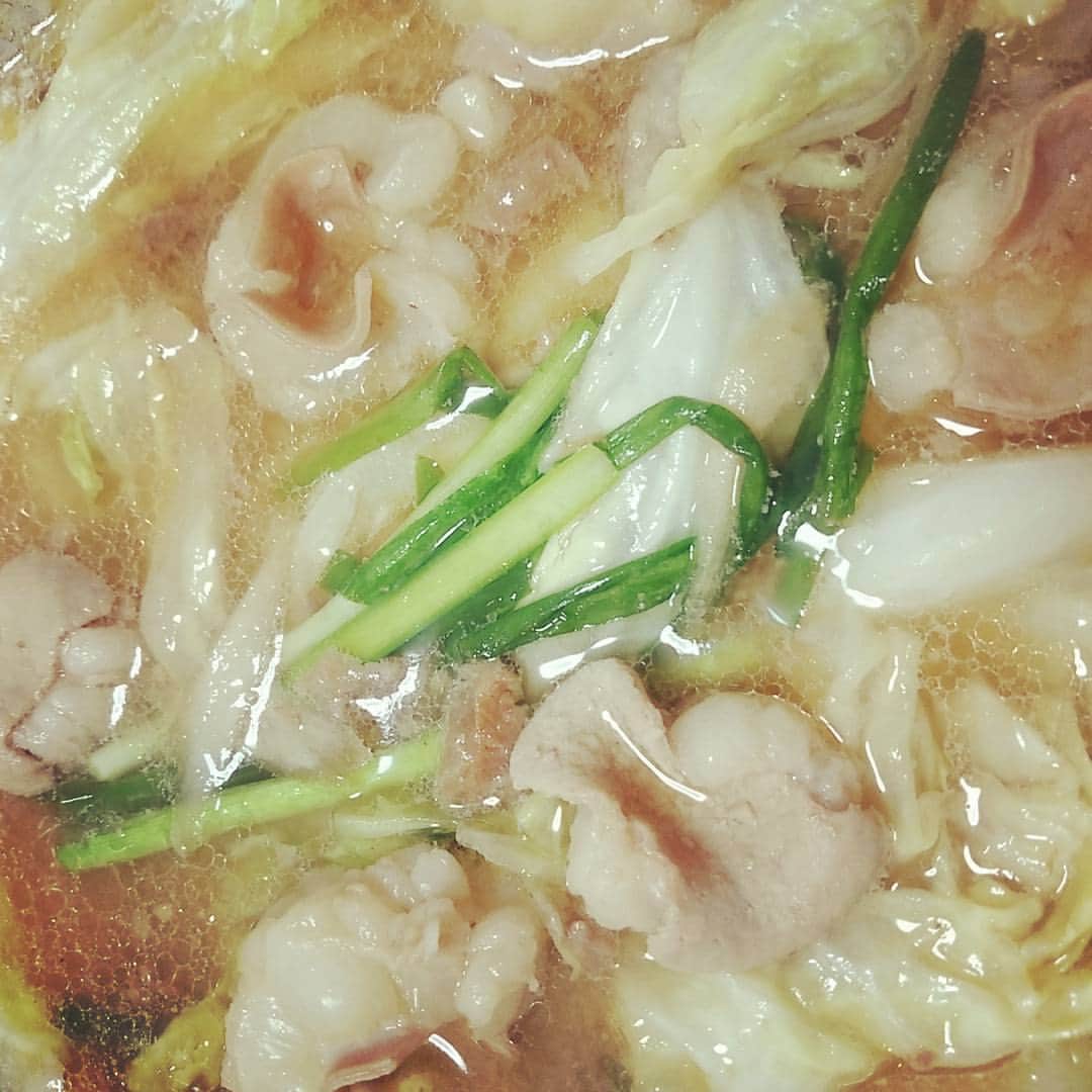 星野ナミのインスタグラム：「地元の味はやっぱ落ち着くばい🍲✨」