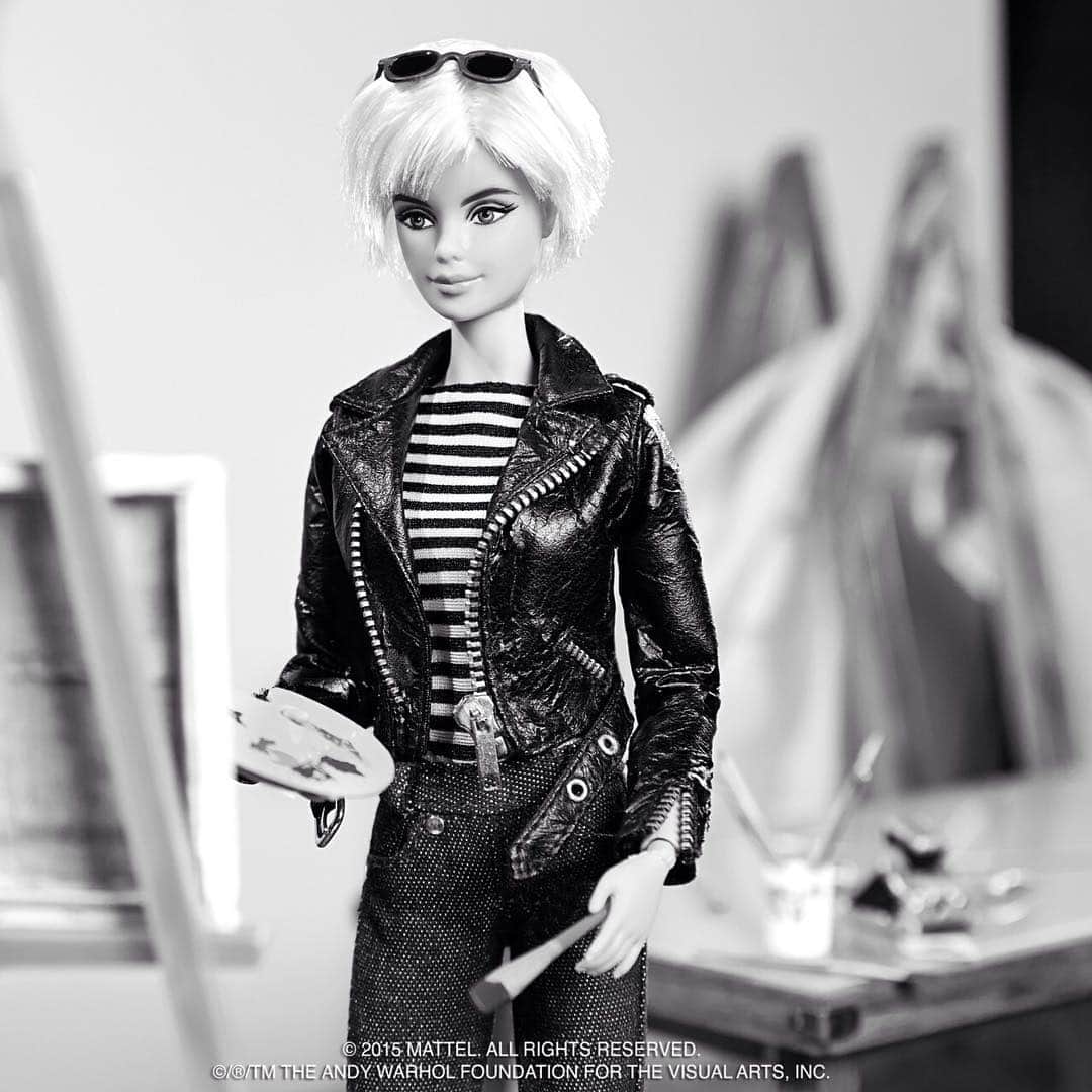 バービーさんのインスタグラム写真 - (バービーInstagram)「Introducing Barbie Warhol! Visit TheBarbieCollection.com for more information. 🎨 #BarbieXWarhol #barbie #barbiestyle」12月4日 3時01分 - barbiestyle