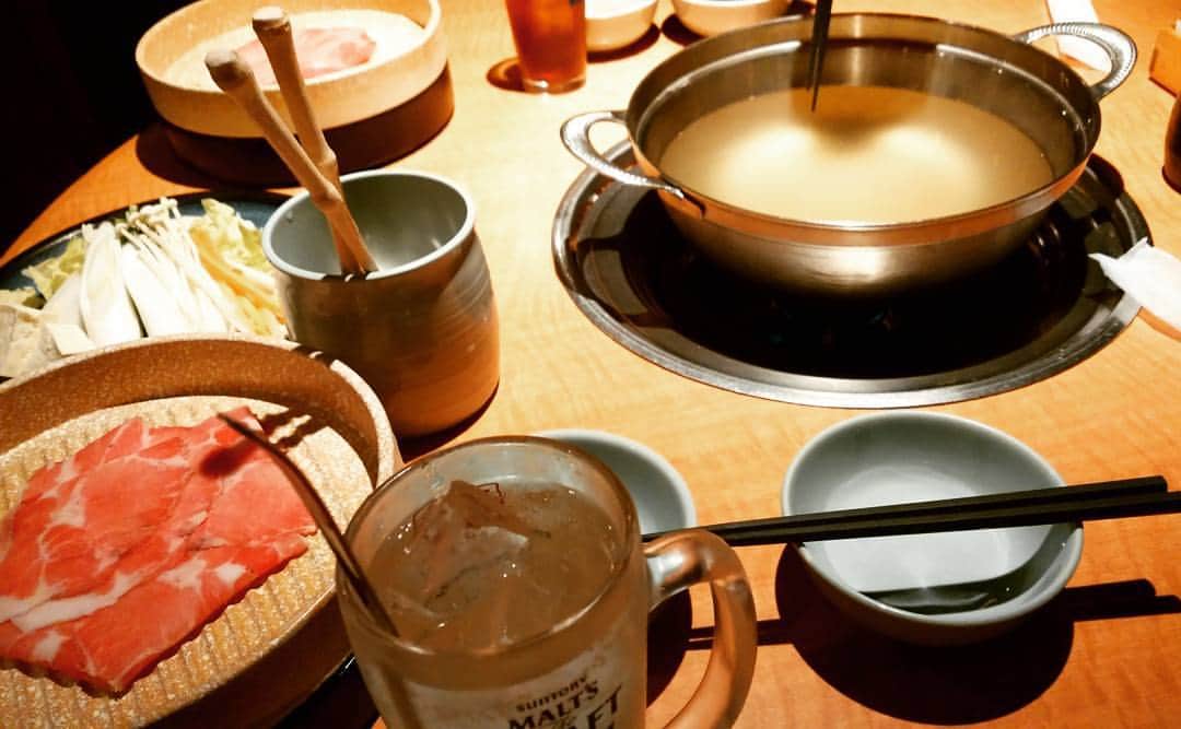 星野ナミのインスタグラム：「しゃぶしゃぶしゃぶ♥」