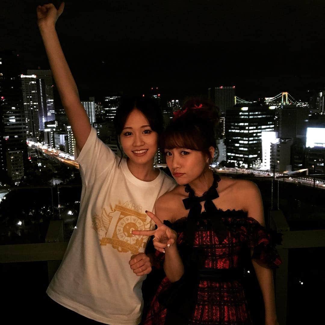 篠田麻里子さんのインスタグラム写真 - (篠田麻里子Instagram)「10年前は想像もしてなかった10年後✨#夜景が綺麗#あつみな#AKB48」12月6日 23時09分 - shinodamariko3