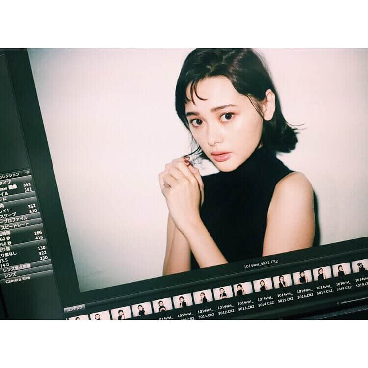 玉城ティナさんのインスタグラム写真 - (玉城ティナInstagram)「ViVi 1月号 発売ちゅ」11月21日 20時50分 - tinapouty