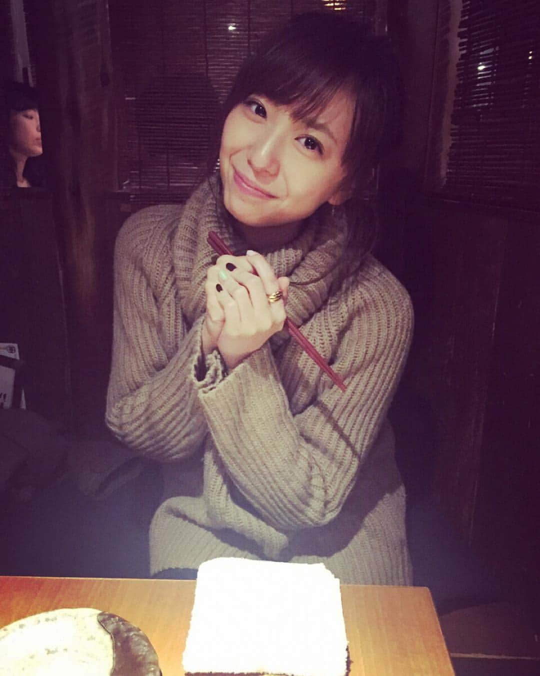 川上ジュリアさんのインスタグラム写真 - (川上ジュリアInstagram)「#箸を持って照れる人」11月22日 21時28分 - juria_kawakami
