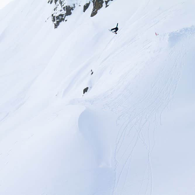 TransWorld SNOWboarding Japanさんのインスタグラム写真 - (TransWorld SNOWboarding JapanInstagram)「白銀世界を舞う小西隆文。 rider: Takafumi Konishi (@konythebest)  location: Whistler backcountry, Canada photos: Keiji Tajima (@heart_films) #SNOWBOARDINGPLUS #TRANSWORLDJAPAN #snowboarding #snowboard #スノーボーディングプラス #トランスワールドジャパン #スノーボーディング #スノーボード」12月7日 21時24分 - snowboardingplus