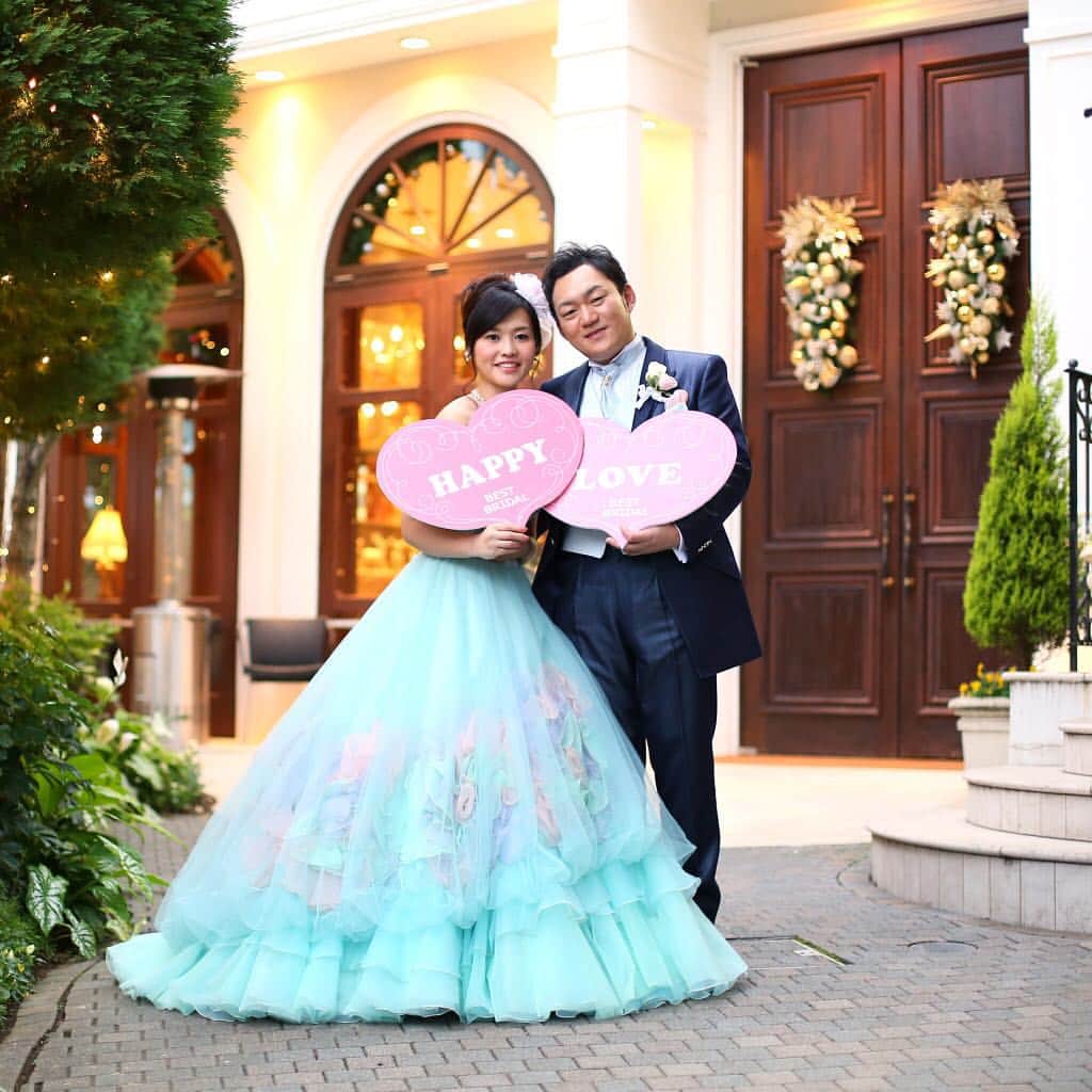 結婚しよう。プロジェクトのインスタグラム：「日本の結婚式を元気にしよう！ ぜひ幸せな新郎新婦をシェアしてください！  #結婚しようpj #ベストブライダル #プレ花嫁 #アートグレイス #アートグレイスポートサイドヴィラ #happy #bridal  #love #cute #weddingphotography  #wedding #bestbridal」