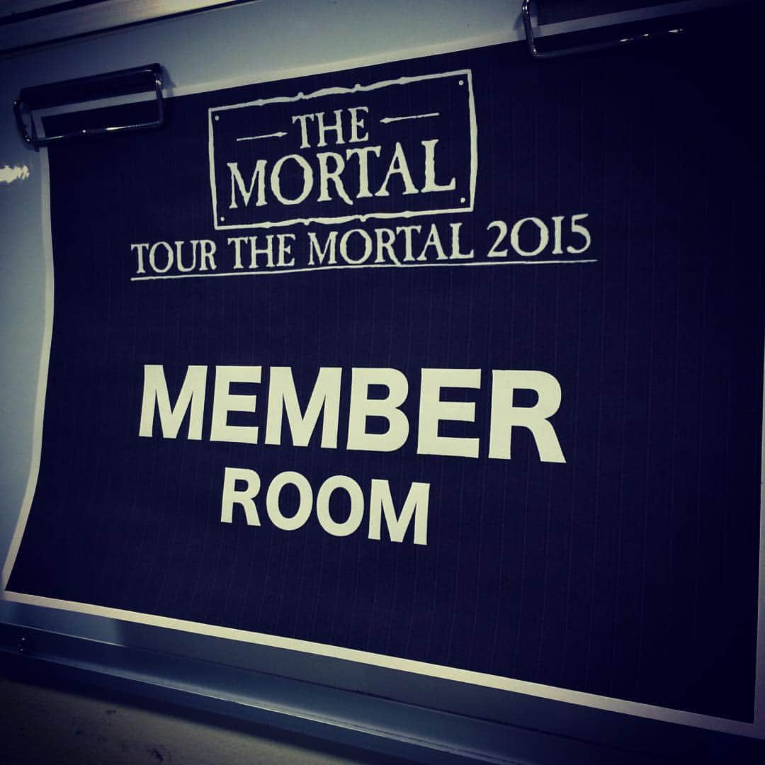 THEMORTALさんのインスタグラム写真 - (THEMORTALInstagram)「THE MORTALのNHKホール1日目の公演が終わってしまいました。 残るは明日の公演のみです。 今夜のステージも最高でした。 明日はさらに。 明日、皆さんで盛り上がりましょう。」11月25日 23時26分 - the_mortal2015