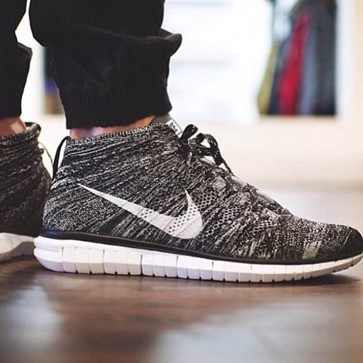 Stefano Trattoのインスタグラム：「#Nike Chukka Boots !  Check @instagraamwardrobe !!」