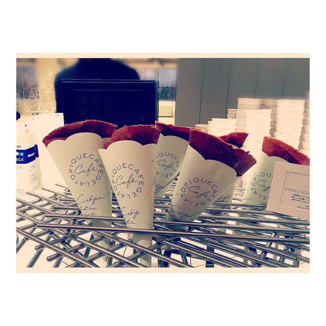 西山真以さんのインスタグラム写真 - (西山真以Instagram)「展示会の合間に、GELATO PIQUE CAFE でひと休み。エシレバター入りの美味しいクレープとともに…❤︎ #gelatopiquecafe #sweets」11月26日 23時15分 - mai0830