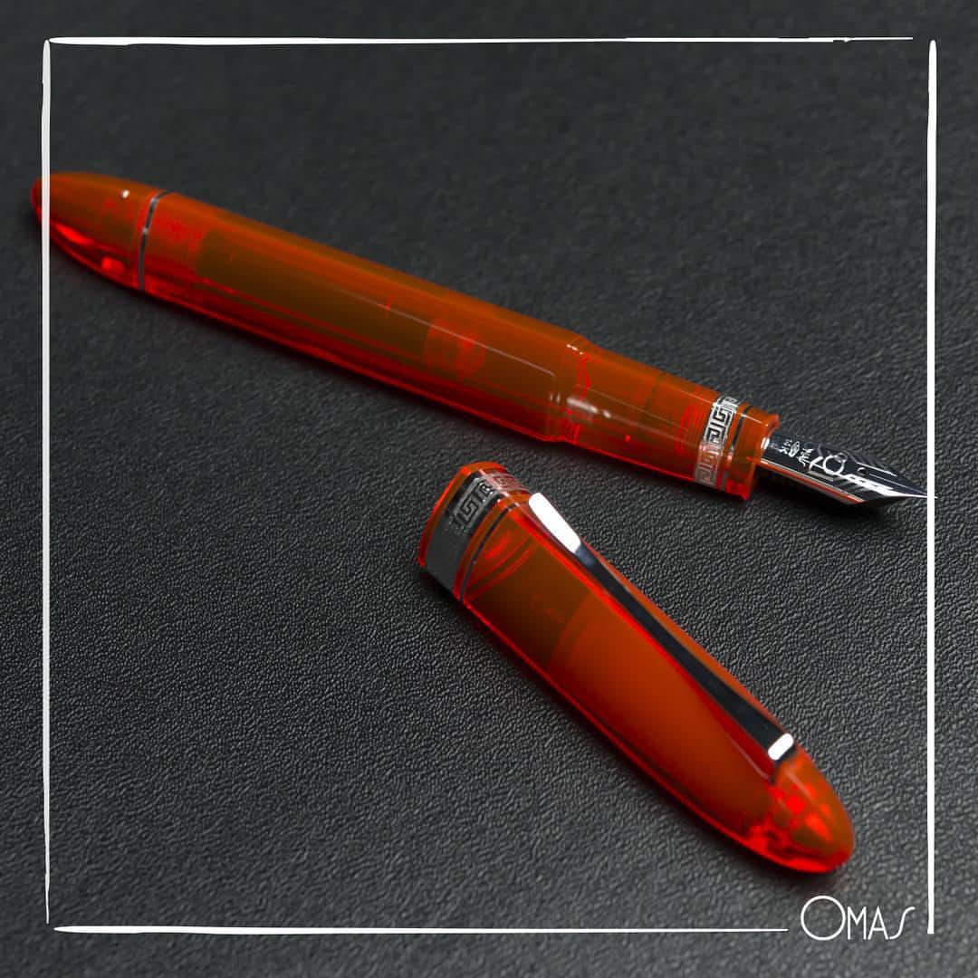 オマスのインスタグラム：「Writing helps you and others. A piston fountain pen with high tech finishing that supports children in Morocco, San Salvador and Ivory Coast. #OMASworld #OMAS #Fountainpen #Pen #Calligraphy #FPGeeks #slowliving #handwrite #handmade #instapen #handicraft #madeinitaly #art #writing #write #ink #penworld」