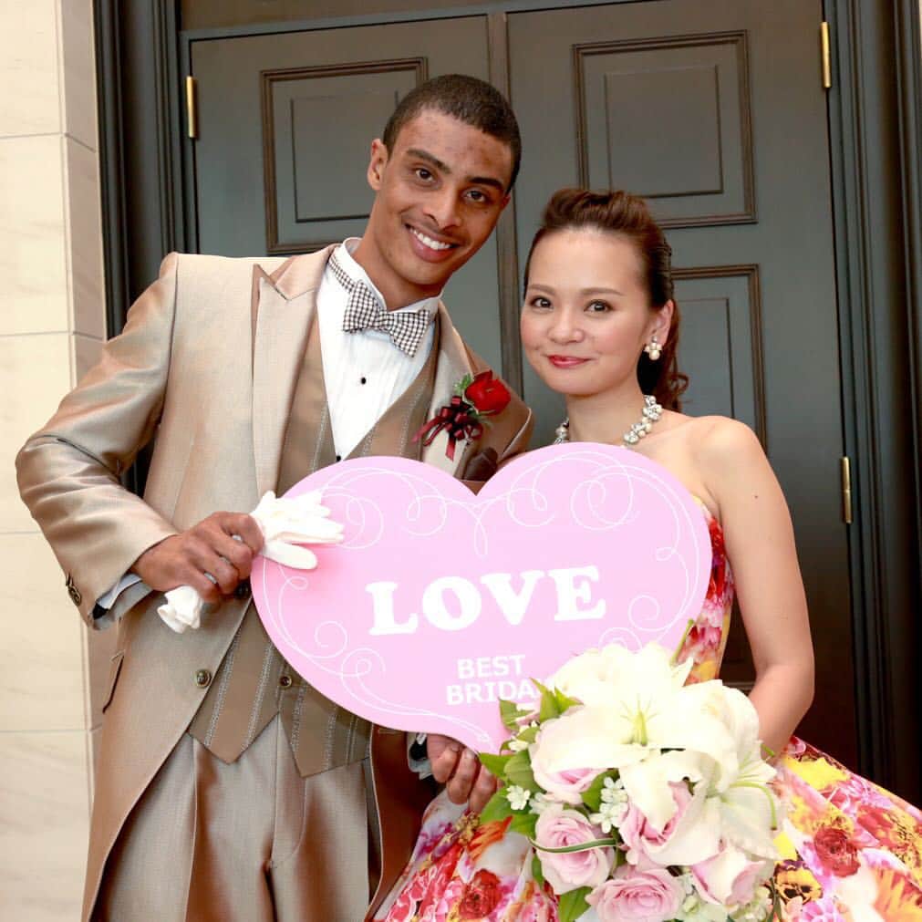 結婚しよう。プロジェクトのインスタグラム：「LOVE WEDDING！ ぜひ幸せな新郎新婦をシェアしてください！  #結婚しようpj #ベストブライダル #プレ花嫁 #アートグレイス #happy #bridal  #love #cute #weddingphotography  #wedding」