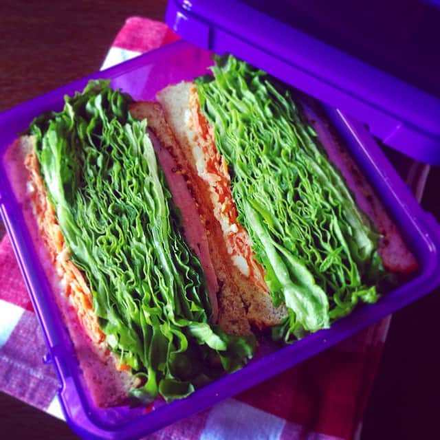 プラザ/PLAZAさんのインスタグラム写真 - (プラザ/PLAZAInstagram)「#March10 #NationalPackYourLunchDay  システマのコンテナは食パンにぴったりサイズ！IGで話題の #沼サン のような野菜ぎっしりのサンドイッチにも使えますよ♪ システマ ランチプラス1.2L ¥648 #foodholiday #lunch #sandwich #sistema」3月10日 12時46分 - plazastyle