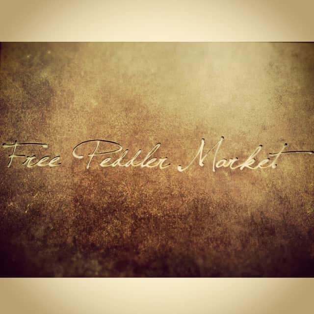 Free Peddler Market/THE DECKのインスタグラム：「FreePeddlerMarket 退店のお知らせ。  平素より、ＦｒｅｅＰｅｄｄｌｅｒＭａｒｋｅｔをご愛顧頂き誠にありがとうございました。  日頃からの格別のお引き立てを賜り厚く御礼申し上げます。  この度、3月25日水曜日をもちましてFreePeddlerMarketは退店させて頂く事になりました。  約2年間ご愛顧頂きました皆様に心から厚く御礼申し上げます。  隣接しております、THE DECK COFFEE&PIE に関しましては引き続き営業をして参りますので、 今後ともご愛顧の程宜しくお願い申し上げます。  2014.3.10. ㈱WAVE International FreePeddlerMarket 〒150-0001　東京都渋谷区神宮前　松園ビル  #freepeddlermarket」