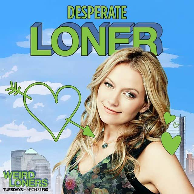 ベッキー・ニュートンのインスタグラム：「#DesperateLoner」