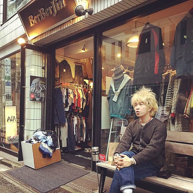 大川知英のインスタグラム：「ベルベルジンでヤバいGジャン見ちゃったな〜☆ #BerBerJin」