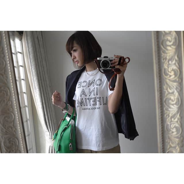 井上晃子さんのインスタグラム写真 - (井上晃子Instagram)「today ティシャツにはベビーパールがお決まり💭