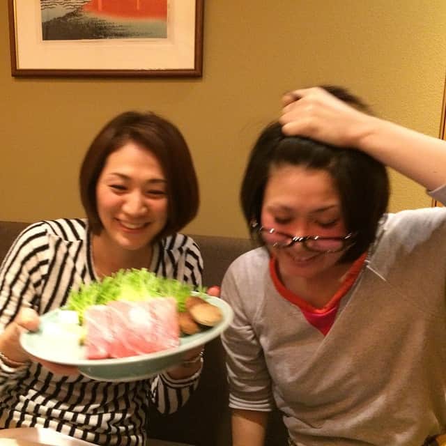 高橋みゆきのインスタグラム：「ホロ酔いミポリン❤︎可愛い♪( ´▽｀) #ねぎま鍋 #六本木 #和食」