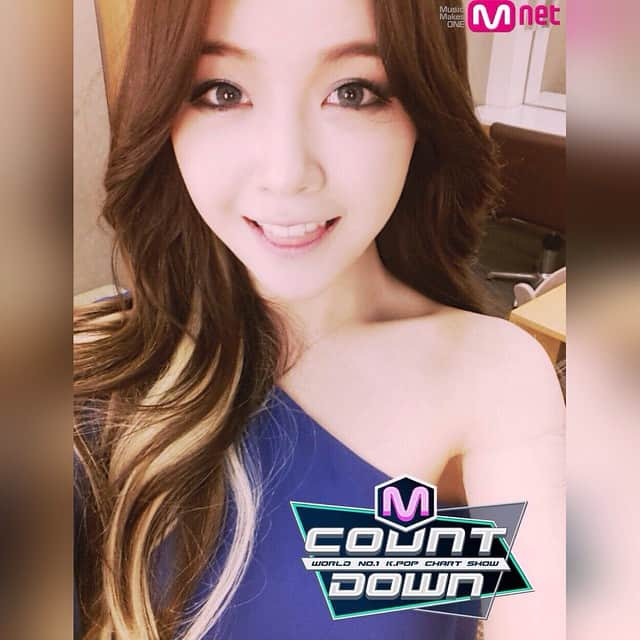 ミナ（Minah）さんのインスタグラム写真 - (ミナ（Minah）Instagram)「[TWITTERUPDATE] Minah was mentioned in MCountDown's recent Twitter update~💕 - @/MnetMcountdown: 살랑살랑 봄 바람과 함께 #살랑살랑댄스~로 #엠카운트다운 무대를 준비 중인 #걸스데이 #민아! #나도여자예요~함께 들으며 오늘 오후 #엠카 에서 데이트 해요! 솔로대박 파이팅!!!」3月19日 13時33分 - girlsday.minah