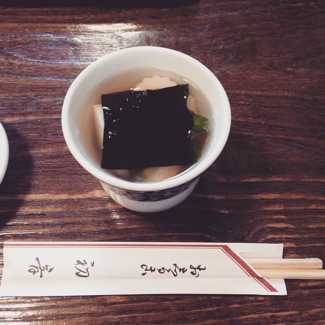 小泉里子さんのインスタグラム写真 - (小泉里子Instagram)「お雑煮も食べちゃうよ。#人形町 #初音 #お雑煮」3月22日 18時36分 - satokokoizum1