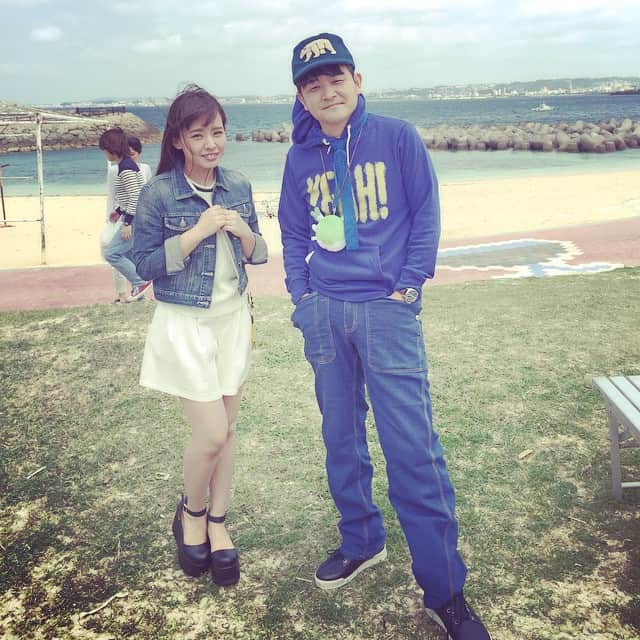 ノブ さんのインスタグラム写真 - (ノブ Instagram)「いろはに千鳥と山田菜々ちゃん。  #かわいいのう #いい子やし顔面もかわいいねん #ただ声が変 #毎回こんなに変やったかなと思うくらい変 #NMB48のみんなとブルーシート敷いて男はオレ一人でお花見してトークを回したい #そのまま死にたい #てかいろはに千鳥を沖縄でまですな #この衣装で後輩に会うの恥ずいねん」3月26日 12時52分 - noboomanzaishi