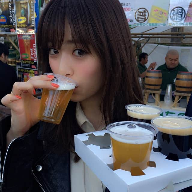 泉里香さんのインスタグラム写真 - (泉里香Instagram)「🍺ビールはお好き？🍺 #ビールがいっぱい #飲み比べ #ぐびぐび #ぷは〜( ´⚰` ) #ビールフェス#代々木公園 #Beernista#world#beer#fun#お花見」3月29日 15時53分 - rika_izumi_