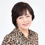 有本香さんのインスタグラム写真 有本香 Instagram ウラジオストクのお嬢さん方と チップの数百円を受け取るのもちょっと遠慮がちなぐらい素朴でかわいい 8月10日 15時05分 Arimotokaori