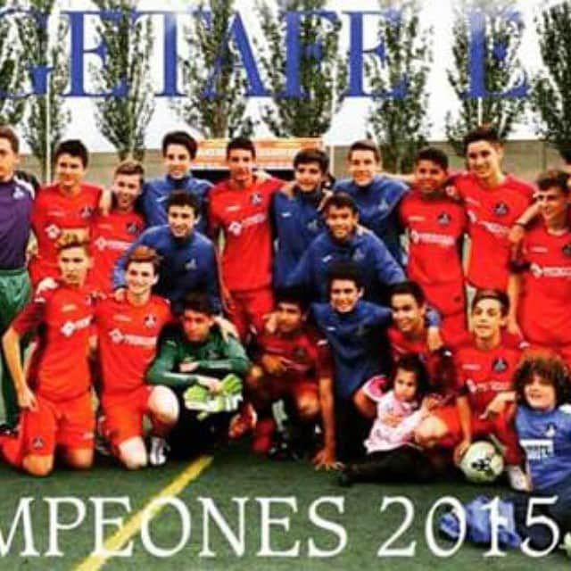 ヘタフェCFのインスタグラム：「Enhorabuenaa al Cadete E. ¡Campeon del grupo 6 de primera de cadete!」