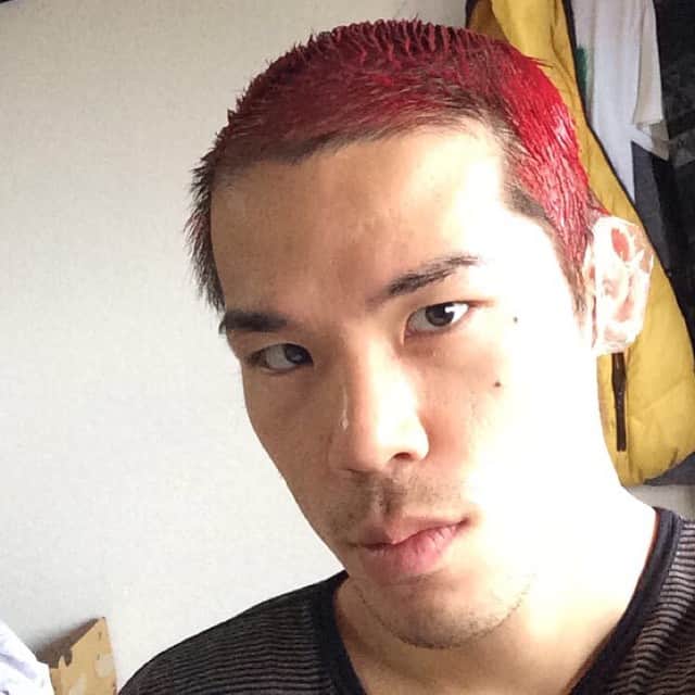 長島 自演乙 雄一郎さんのインスタグラム写真 長島 自演乙 雄一郎instagram 毛染め 赤髪 Haircolor Red 坊主に毛 染めｗｗｗｗブリーチ痛い 4月3日 17時06分 Jienotsu