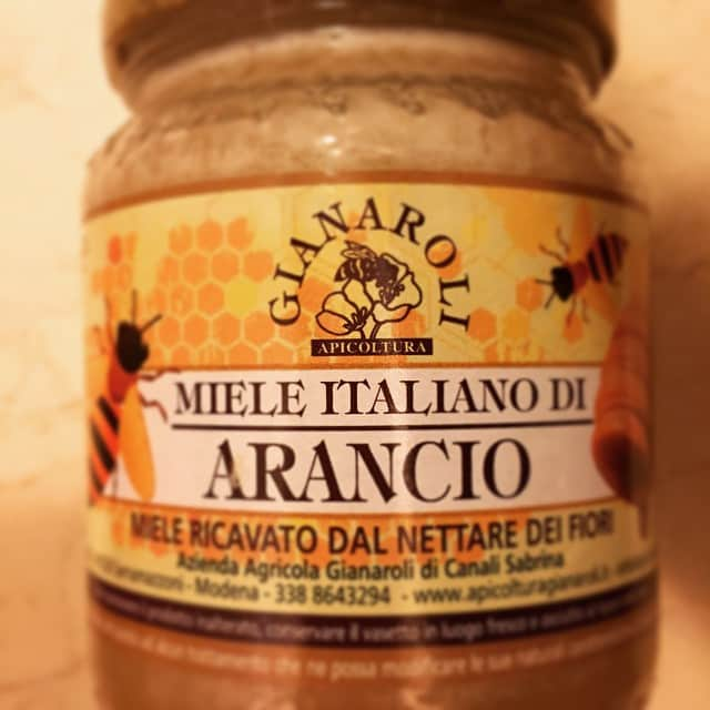 石原夕里朱さんのインスタグラム写真 - (石原夕里朱Instagram)「HONEY♡ #honey #bee #sweet #arancio #gianaroli #apicoltura #italia #gourmetstagram #蜂蜜 #はちみつ #アランチャ #ジャナローリ #イタリアンオレンジ #イタリア #日本未発売 #めっちゃ美味しそう #何に使おうかな」4月13日 9時44分 - ri_hannari