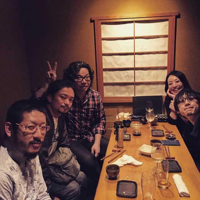 中村勇吾のインスタグラム：「INFOBAR二次会。アンリアレイジ森永さん、大度さん、合澤さん、奥田ユッキーナ。かなりへべれけです。」
