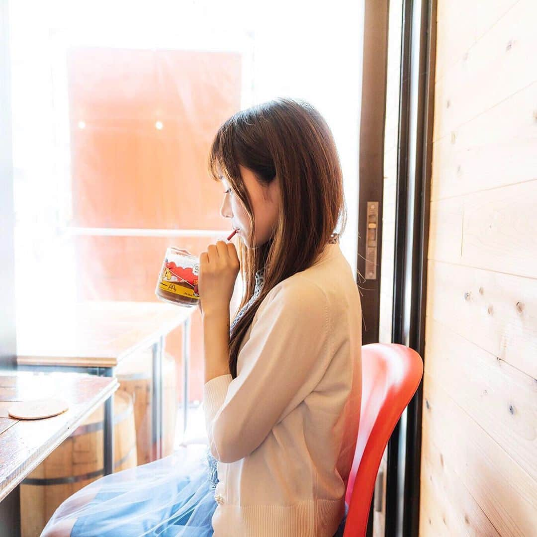 宮瀬玲奈さんのインスタグラム写真 - (宮瀬玲奈Instagram)「. . . . . カフェ大好き💓 . アイスココアを飲みました✩ . . . #ナナブンノニジュウニ #立川絢香  #宮瀬玲奈 #れいにゃん  #声優 #アイドル #福岡 🍜 #ポートレート #コーデ #アニメ #撮影 #原宿 #カフェ #東京カフェ #新宿カフェ #東京カフェ巡り  #原宿カフェ #カフェ巡り #コーデ #アニメ  #スイーツ女子 #anime #idol #portrait #fashion #fashiongram #ootd #outfit #tokyo #harajuku .」7月14日 21時59分 - reinyan_0526