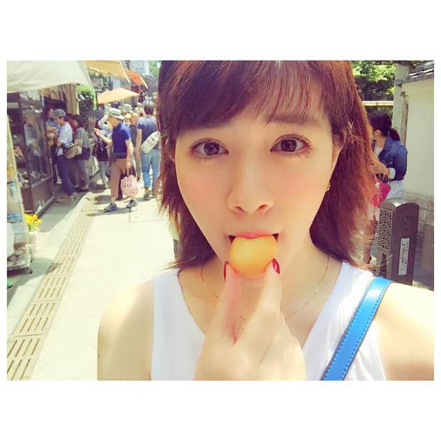 岡本杏理さんのインスタグラム写真 - (岡本杏理Instagram)「江ノ島に行くと必ず食べるしらすパン♡ 小さいのがいくつか入ってるから分けっこ出来てオススメです♪.* #江ノ島 #しらすパン」5月18日 20時16分 - anri_okamoto