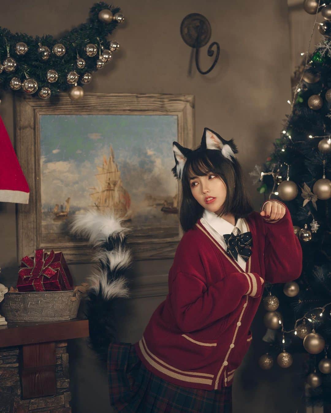 犬神洛洛子さんのインスタグラム写真 - (犬神洛洛子Instagram)「✨🎁 Merry Christmas 🎄 ✨ 💗Would you like a Rakukoo Cat🐈 as your Christmas gift? 😉 10 photos included💖Swipe to see more!🎅🏻」12月25日 19時29分 - rakukoo
