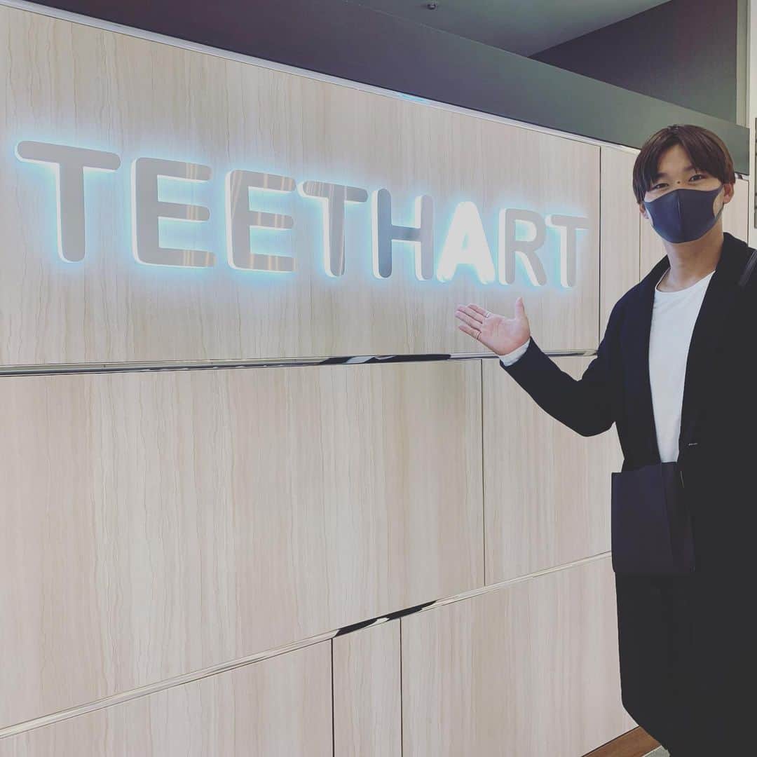 石川亮さんのインスタグラム写真 - (石川亮Instagram)「ホワイトニング行ってきました♪ 一回でこの白さ！！ 感激！痛くないし！ おすすめ^_^  #teethart  #ティースアート #teethart日比谷 #ブライトホワイト」12月20日 16時29分 - r.y.o.ishikawa