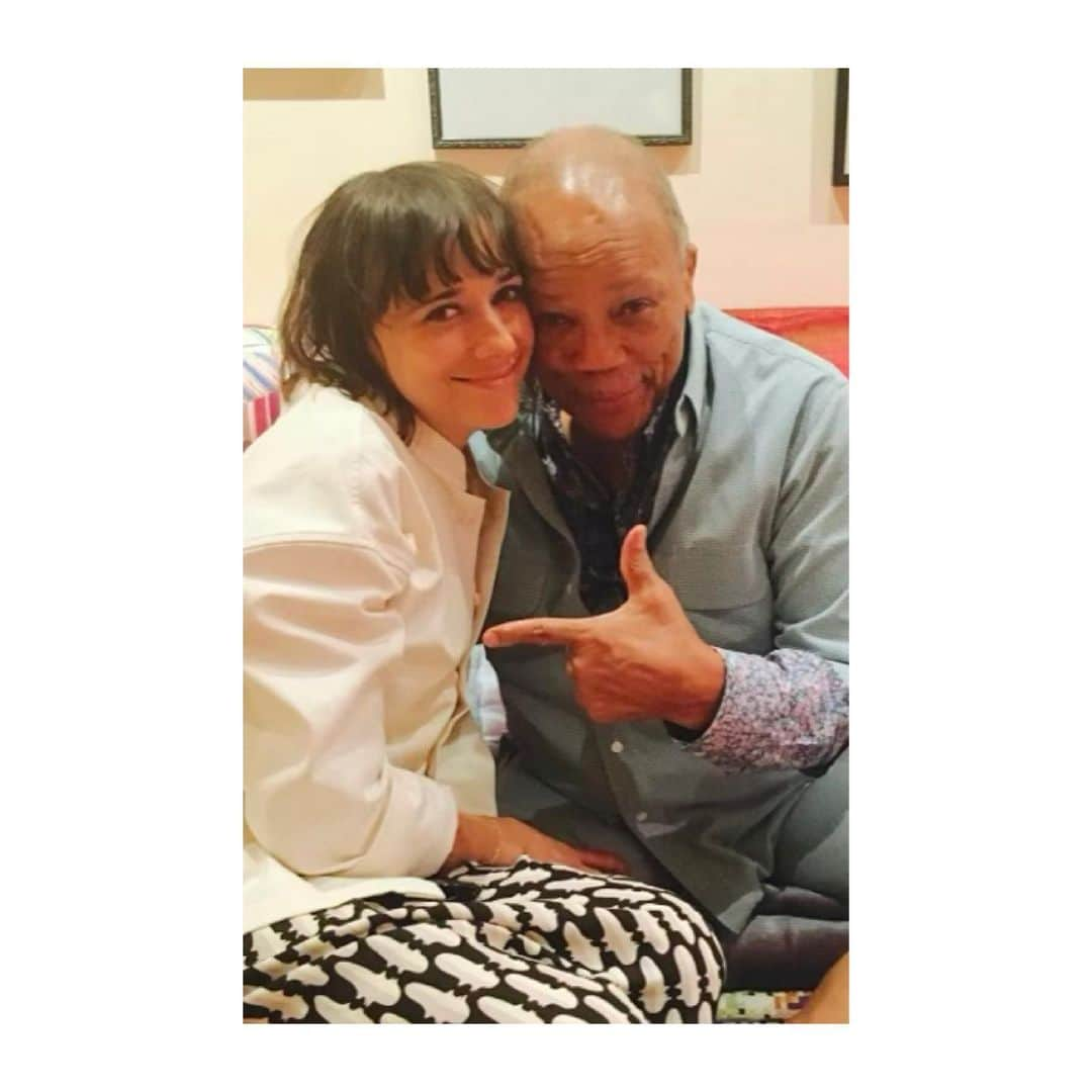 ラシダ・ジョーンズさんのインスタグラム写真 - (ラシダ・ジョーンズInstagram)「Happy Father's Day to the Dad who is always on point 👉🏽. I LOVE YOU!!」6月21日 5時03分 - rashidajones