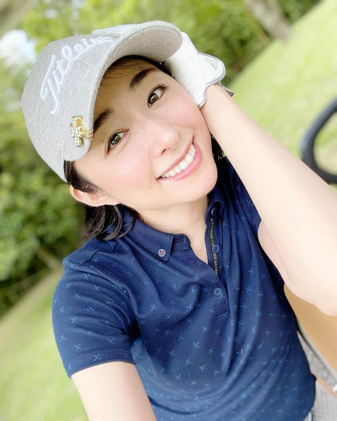 森木美和さんのインスタグラム写真 - (森木美和Instagram)「朝の風を浴びてカートドライブ⛳️♪ 気持ちいいーー  グリーンの香りを思いっきり吸ってリフレッシュできました☺️  #enjoygolf  #golf#ゴルフ#ゴルフ練習#ゴルフ場#ゴルフ女子#ゴルフ男子#golfgirl#ゴルフファッション#ゴルフ好き#ゴルフコーデ#ゴルフウェア#ゴルフ好きと繋がりたい」7月16日 11時14分 - miwamoriki