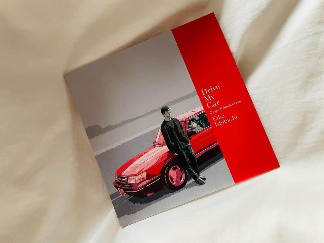 霧島れいかさんのインスタグラム写真 - (霧島れいかInstagram)「Drive My Car  〜beautiful music〜  映画「ドライブ・マイ・カー」は絶賛公開中です。 石橋英子さんの @eikoishibashi  心に溶け込むような美しくて素晴らしい このサウンドトラックもぜひ聴いて頂きたいです。 そして映画をまだご覧になっていない方は 私が心から愛するこの作品を 映画館の大スクリーンで観て旅をして頂けたら嬉しいです。  I'm very happy that I encountered this music. #drivemycar #soundtrack  #石橋英子#ドライブマイカー　 #音」8月27日 18時59分 - reika_kirishima