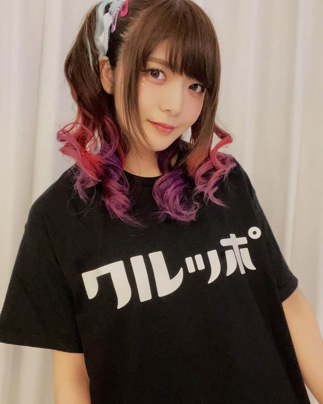 小鳩ミクさんのインスタグラム写真 - (小鳩ミクInstagram)「#cluppo で 受注予約販売してた Tシャツとミニタオル🕊🌏 かわいいっぽね〜！！ 買って下さった皆様 ありがとうっぽ🕊 沢山着てねっぽー！！！ #cluppo #クルッポ ワルッポじゃないっぽ！！ 字体は昔の純喫茶の イメージですっぽ。🕊🙌」9月1日 20時14分 - kobatomiku