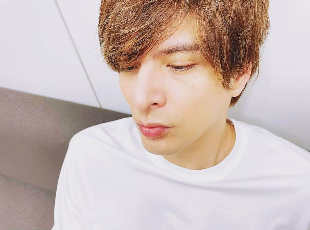 城田優さんのインスタグラム写真 - (城田優Instagram)「最近の城田優。 どれがお好き？  Yu Shirota ultimamente. Cuál te gusta más?  Yu Shirota recently. Which one do you like?  Photo by @emi__hanamura  #お花様だよー #最近のあたし」9月14日 22時19分 - yu_shirota