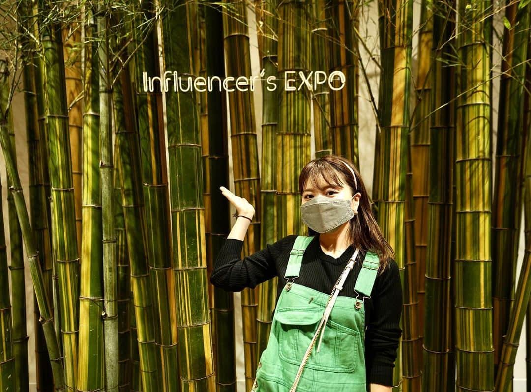 南美沙さんのインスタグラム写真 - (南美沙Instagram)「【influencer's EXPOを開催】 10月12日 にTRUNK HOTEL 渋谷にて、日本で最大級のインフルエンサーのイベント。 【influencer's EXPO】を開催致しました。 元SPEED の今井絵理子 様にもご登壇頂き、 メインブースの竹林はプラントハンターで有名な西畠清順さんが担当。 テラスハウスの出演者やバチェラー出演者、TikTok200万コメディアンなど、様々なSNS界で有名な方もご来場頂きました。 取材や報道などもありがとうございます!🙇‍♀️  イベントの主旨としましては、 今回特別に厳選したSNS 1万フォロワー以上の方々を300人以上をご招待させて頂き、、 普段、オンライン上でしか繋がらない 企業様とのオフラインでのマッチング、商品のヒストリーや説明、フィードバックを頂き、気に入れば自身の持つ媒体で宣伝もして貰えるというイベントになります!🙇‍♀️  出展や協賛、協力頂いた企業の皆様。 ■小林製薬 様 ■森下仁丹 様 ■エステプロラボ 様 ■TIRTIR 様 ■UNCHEIND 様 ■健栄製薬 様 ■BEAMS 様 ■ネイチャーラボ 様 ■湘南レーベル 様 ■全農ビジネスサポート 様 ■KIYORA 様 ■日本ロレアル 様  他にも沢山の方にご協力頂き、 弊社メンバーで最後まで尽力を尽くし当日のスタッフさんも、沢山頑張って頂いて 誠にありがとうございました🥲🙏  会場はこの時期でしたが、大盛況で(万全のコロナ対策はしております。) 皆様笑顔で帰って頂き、(なんと!300名以上のインフルエンサーにご用意させてもらったお土産の総額7万円は相当🙇‍♀️✨) 会場の装飾も華やかにインフルエンサーも満足度が高く、各社メディアにも取り上げて頂きました。  今回のイベントは皆様の一人一人の力の集合体で 誰一人として欠けたら成し得なかったイベントだと思います。  改めて、こちらでもお礼をお伝えさせてください🙇‍♀️  次回はまた来年に行いたいと思っておりますので、今後とも、どうか末永いお力添えを頂きますよう、宜しくお願い申し上げます。 #起業家 #200万 #起業 #planthunter #influence #集合体 #ネイチャ #一人一人 #tiktok #hotel #インフルエンサ #モデル #自然 #7万円 #アクティブ #expo #サーフィン #最大級 #rs #10月12日 #満足度 #出演者 #インフルエンサー #お土産 #テラスハウス #beams #sns #フォロワ #サーフガール #300人」10月14日 19時38分 - miee.misa