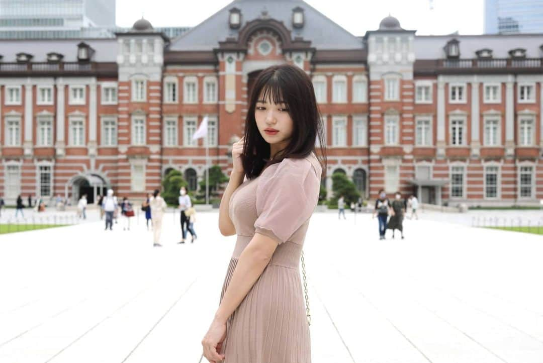 瀬山しろさんのインスタグラム写真 - (瀬山しろInstagram)「東京駅🚉 . Photo:たかさん . #japanesegirl #japanese  #cosplay #model #撮影会  #followｍe #bob #hiheels #fashion #kawaii #skirt #girl #me #tokyo #sexy #高身長女子 #dvd #日本人 #撮影会モデル #コスプレ」10月19日 7時19分 - shiro____yama