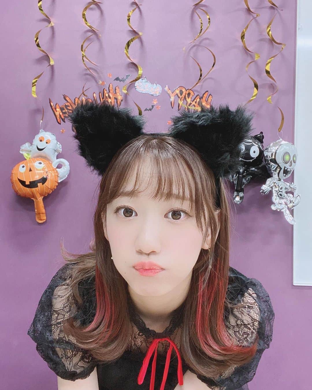 関根優那さんのインスタグラム写真 - (関根優那Instagram)「🎃 #ゆうなんち ハロウィン生配信ありがとうございました！ ⁡ 黒猫🐈‍⬛ ⁡ ⁡ #ハロウィン #Halloween」10月30日 22時39分 - yuuna__sekine