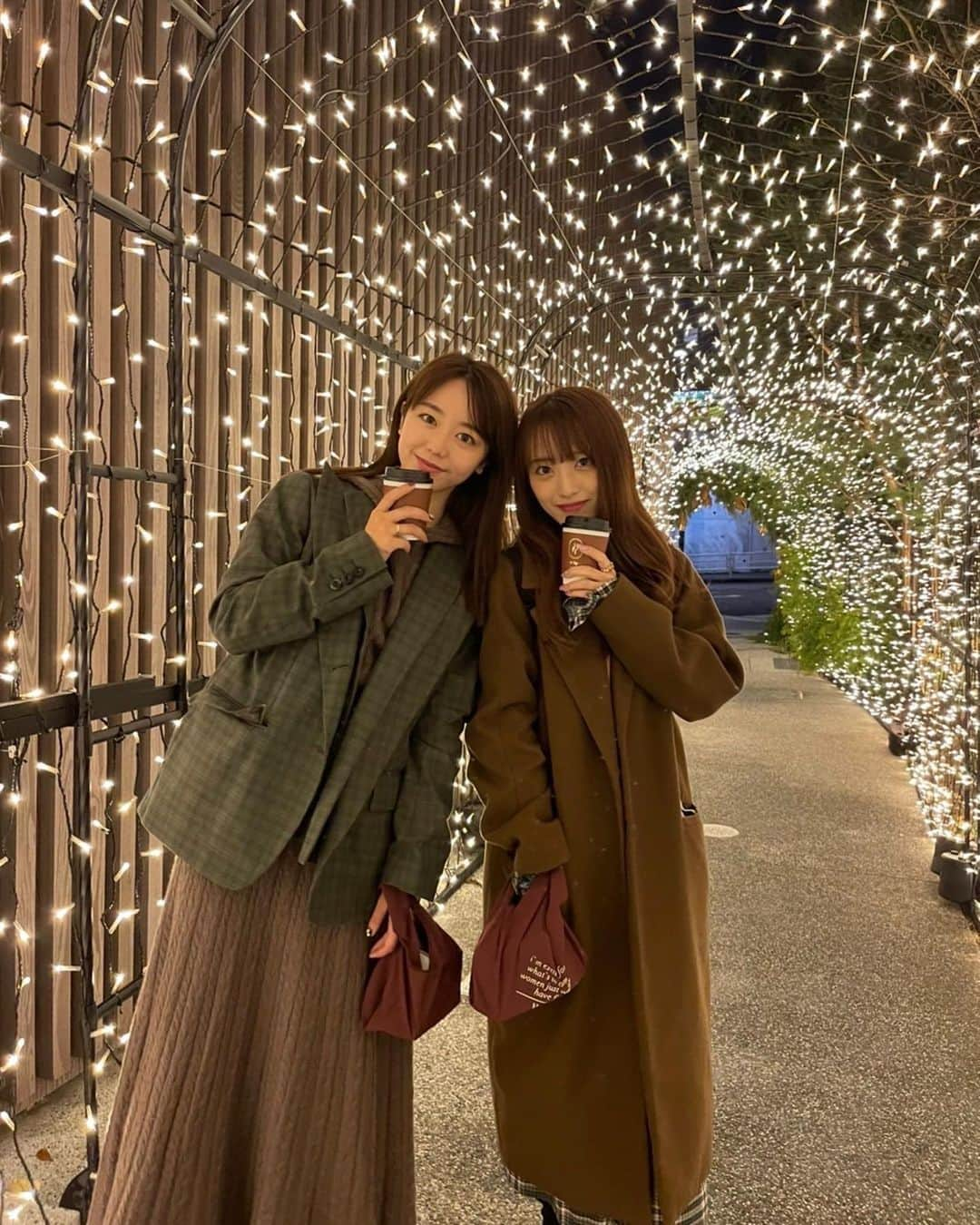 向井地美音さんのインスタグラム写真 - (向井地美音Instagram)「* A VERY HER LIP TO HOLIDAY🎄❤️ #herlipto」12月1日 0時21分 - ___mion.m