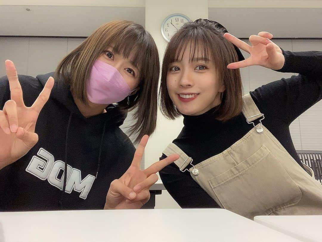 三田寺理紗さんのインスタグラム写真 - (三田寺理紗Instagram)「モンハン部マネージャー ありさ、おかぴ、みたでら、えりりん  これからもみんなで楽しくゲームしておしゃべりして活動していきたいねー😙✌️  ありさちゃんがMDGフーディーきてくれてた！うれちー  #MHB #MDG  #mhrise #モンハンライズ  #モンハン」12月11日 20時56分 - risatan31