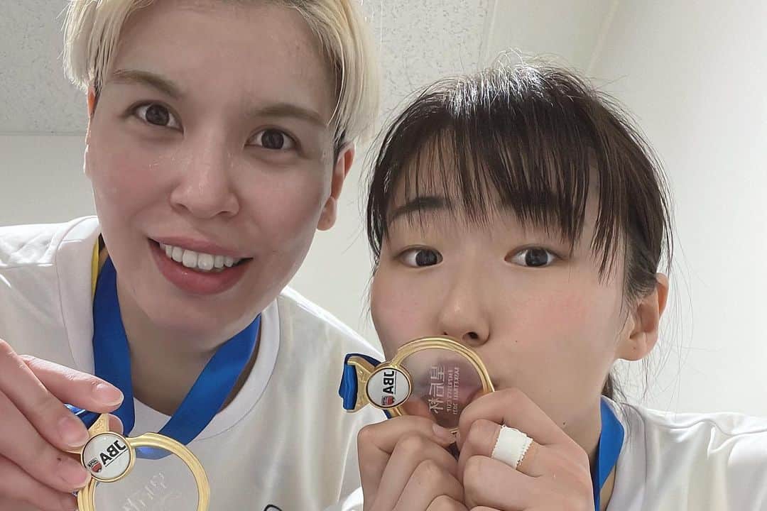 岡本彩也花さんのインスタグラム写真 - (岡本彩也花Instagram)「みなさん、沢山の応援ありがとうございました🏆 . まずは一つ。 まだまだ課題もあるしまだまだやれる！ これからまたステップアップできるように頑張ります🔥👍 ありがとうございました！ . . そして… タクおかえり😊🌟 待ってました👍 一緒に優勝できてよかった🏆」12月19日 19時14分 - reachan11