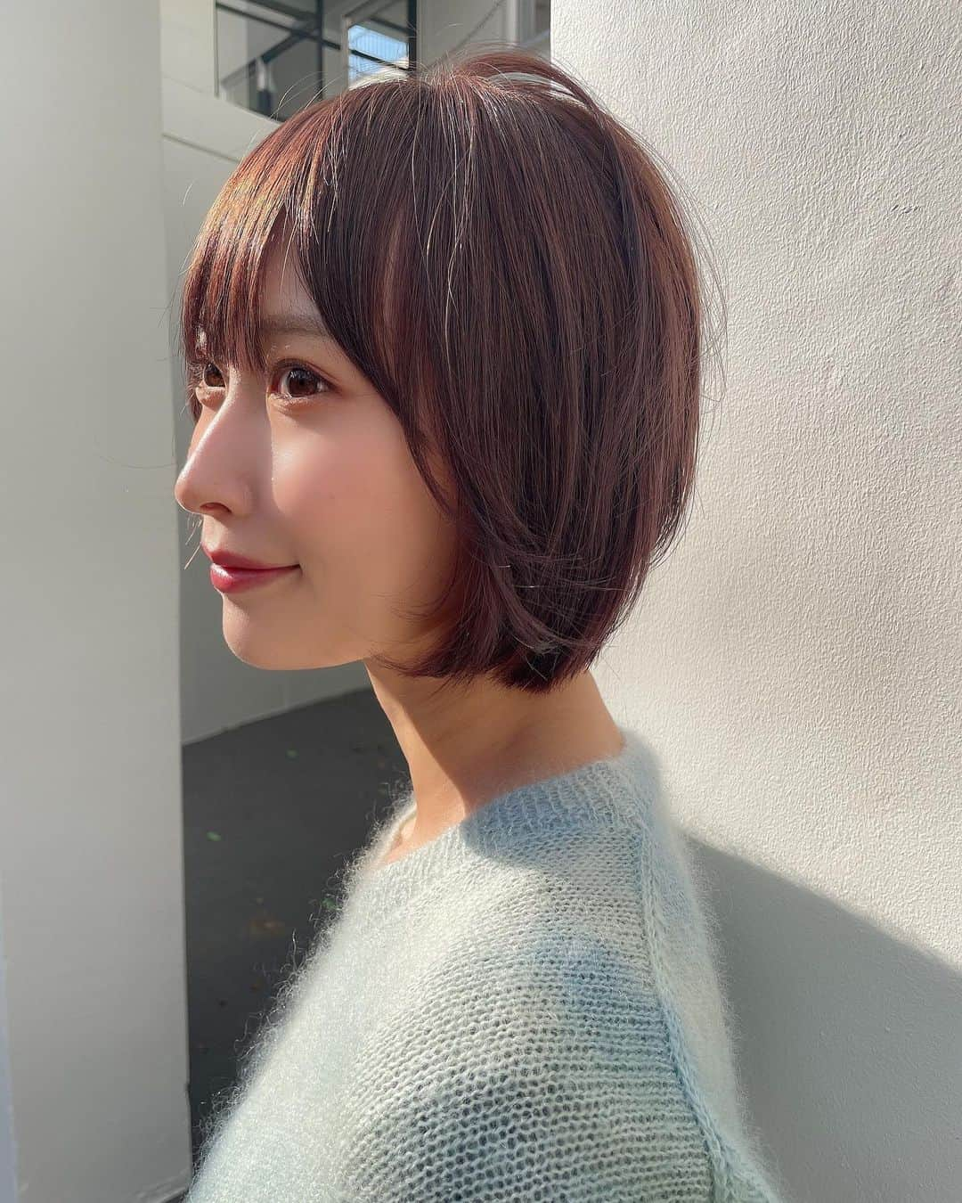 島田玲奈さんのインスタグラム写真 - (島田玲奈Instagram)「. new hair 💐 . いつも @logriho1001 ちゃんにお任せしてます🥳 . 次は何かカラー変えたいなぁ〜🎄 . もう今年もあと2週間になりましたが、年末は皆さん何して過ごしますか？🍶💓 . #ショートボブ #ショートヘア」12月20日 22時28分 - smd_rn321