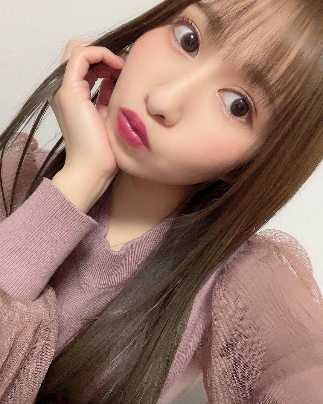 白宮奈々さんのインスタグラム写真 - (白宮奈々Instagram)「. おはようございますっ☺️✨ . . . . . . . . . . . . . . . . . 早くちゃんとお伝えしたいことがあるんだけど、 もう少し待っててねっ🥺🥺🥺 . . . . . ❤️写真集『ビキニパークへようこそ』発売中❤️ . ❤️トレーディングカード発売中❤️ . . . #ミスFLASH2020  #アイドル  #idol #モデル #model  #童顔  #japanesegirl #japaneseidol  #asiangirls #asian #asianbeauty  #ig_japan #igers #picoftheday #lingerie  #童顔女子 #低身長女子 #低身長  #低身長コーデ #かわいいものが好き #ファッション #ファッションコーデ  #ヘアアレンジ #ヘアスタイル」12月21日 7時13分 - shiromiya_nana