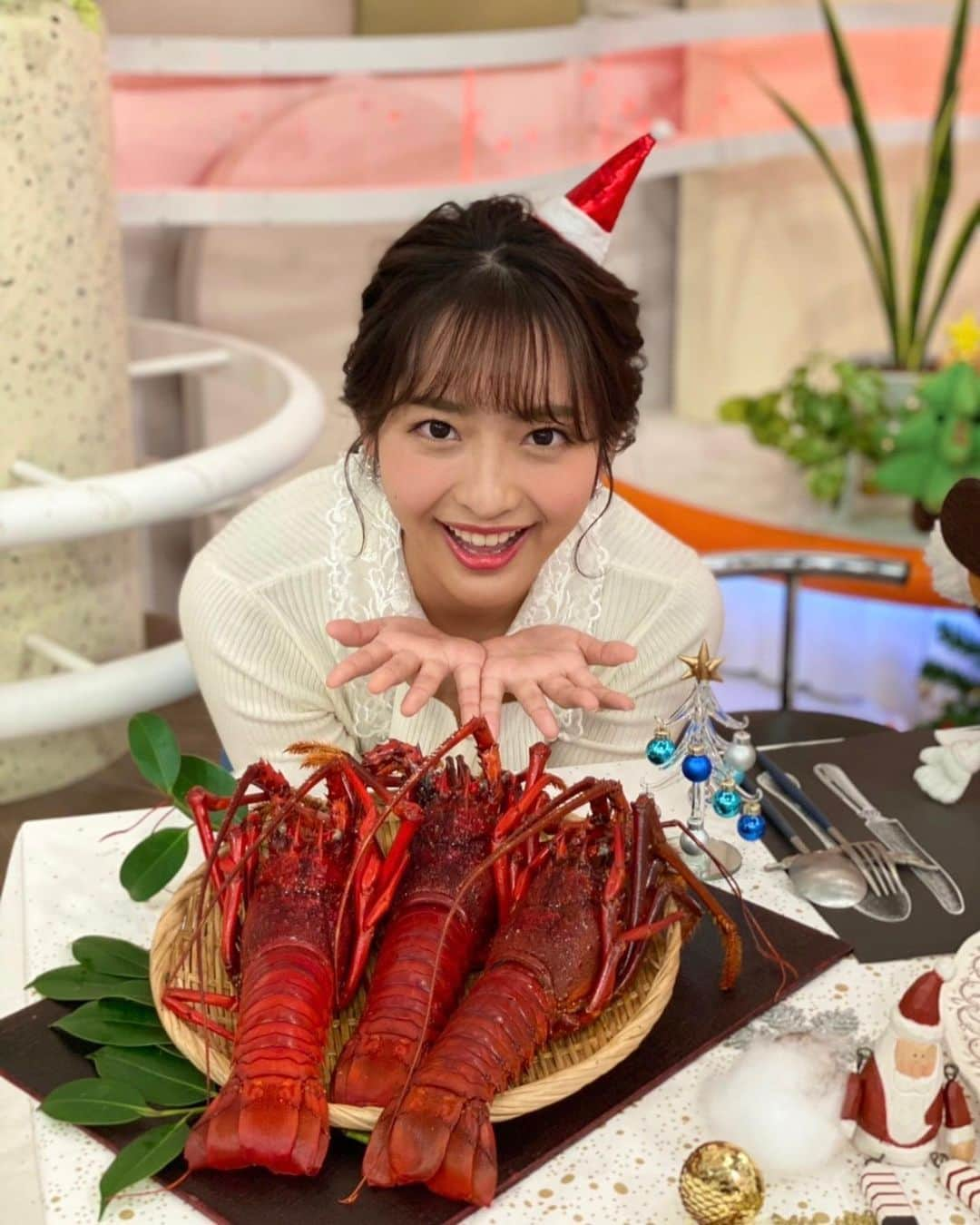 藤本万梨乃さんのインスタグラム写真 - (藤本万梨乃Instagram)「* イセイのいい伊勢エビ🦞🦞🦞🦞🦞 #めざましテレビ」12月23日 19時15分 - marino.fujimoto1030