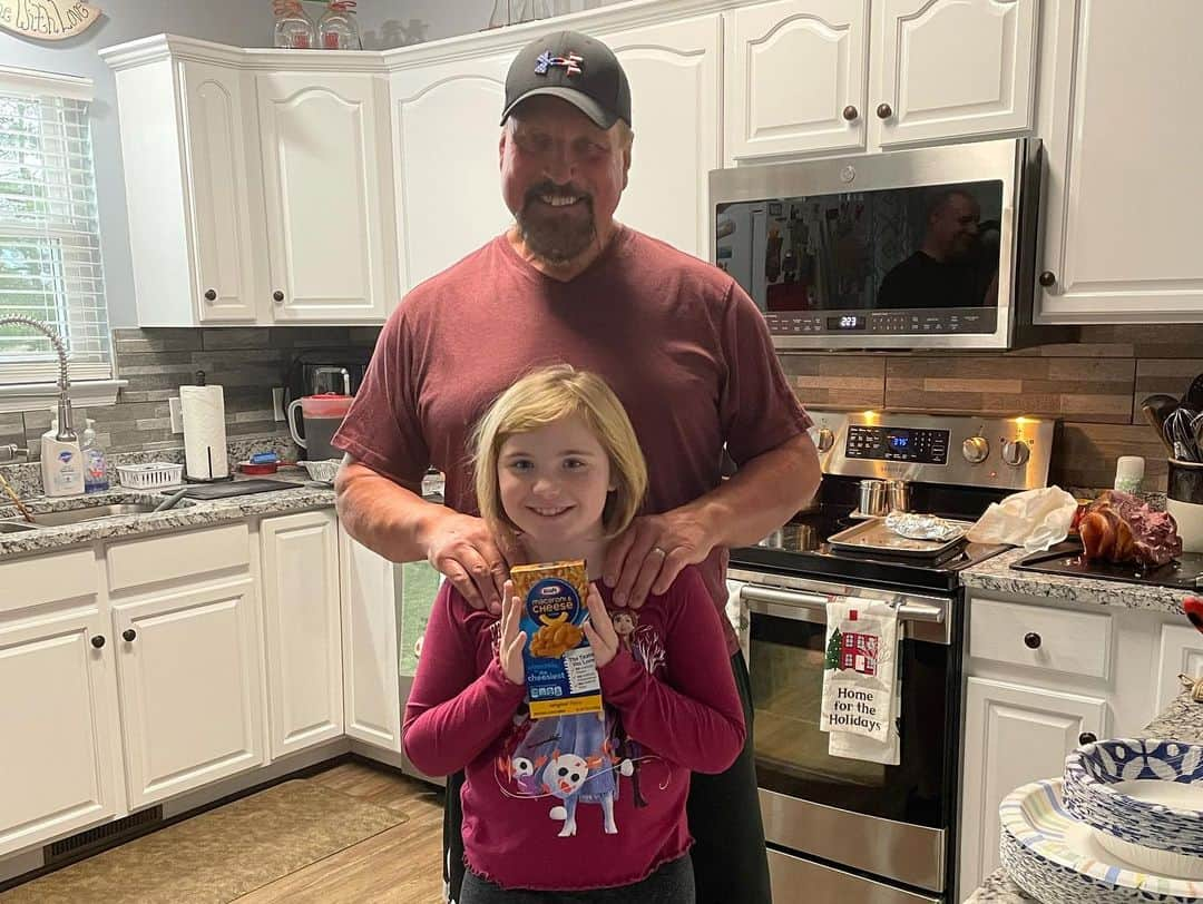 スコット・ノートンさんのインスタグラム写真 - (スコット・ノートンInstagram)「Visiting my brother-in-law & niece in #virginia #christmas2021🎄🎅🎁 #family #scottnorton」12月26日 7時22分 - scottflashnorton