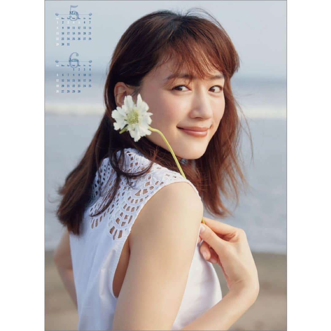 綾瀬はるかファンさんのインスタグラム写真 - (綾瀬はるかファンInstagram)「. 綾瀬はるか 2022 Calendar . . #綾瀬はるか #ayaseharuka #harukaayase  #2022カレンダー #カレンダー #2022calendar #calendar」12月27日 17時48分 - ayaseharuka_fan