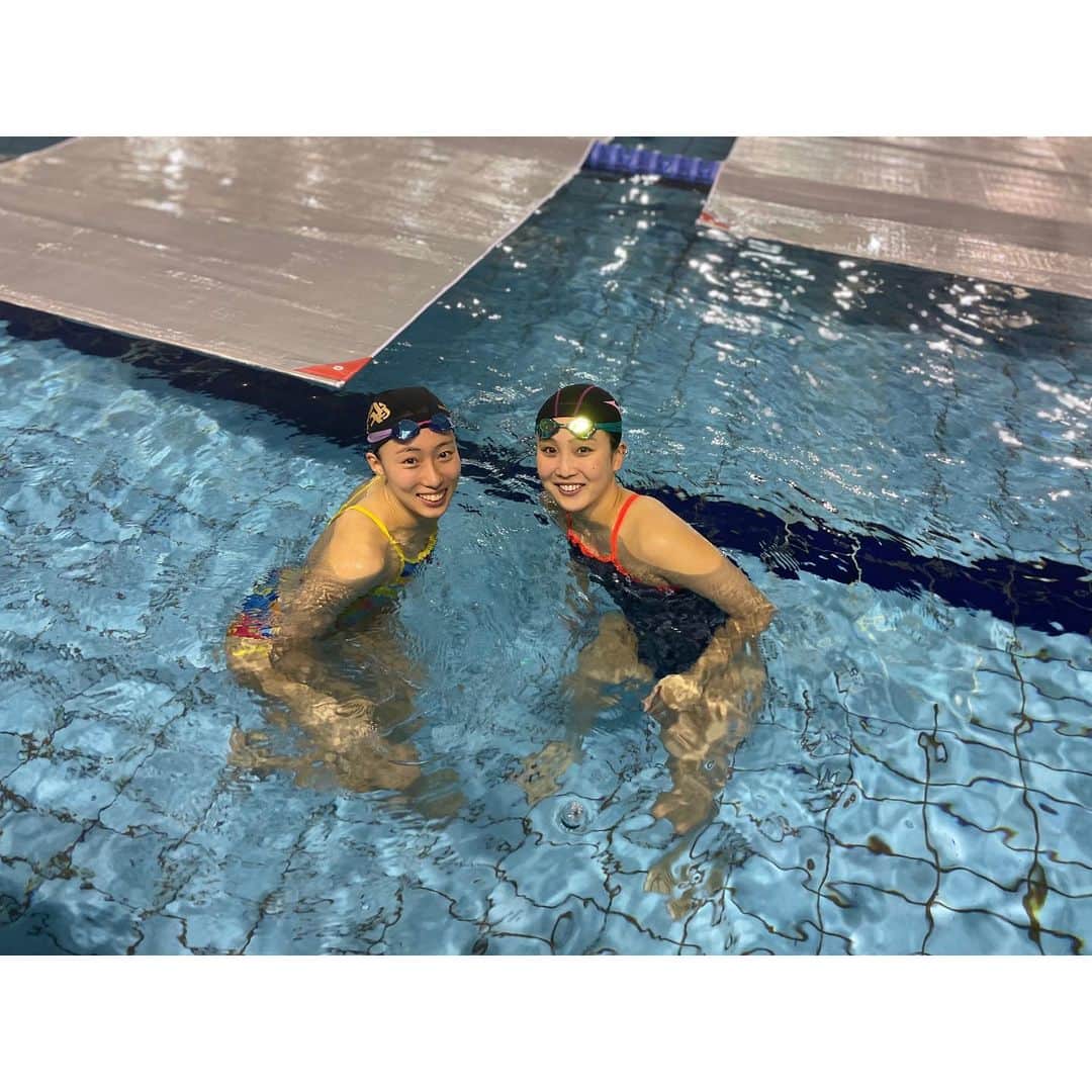渡部香生子さんのインスタグラム写真 - (渡部香生子Instagram)「. 少しの間ですが早稲田大学水泳部のみんなと一緒に 練習させてもらっています🏊🏻‍♀️✨ 写真は同じ平泳ぎの後輩ちゃん🥰🧡」12月29日 13時04分 - watakanako