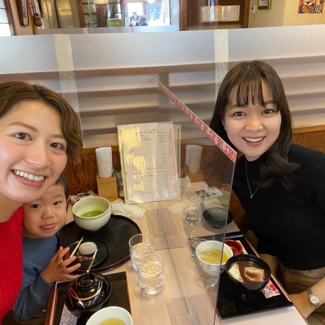 磯貝初奈さんのインスタグラム写真 - (磯貝初奈Instagram)「先日、稲村さんとお子さんと熱田神宮に行きました😊✨ 前に会った時より大きくなっていて、初めは私に人見知りしていたのに最後にはこんなに懐いてくれて嬉しかった…本当にかわいかった……🥺」1月11日 19時10分 - hana_isogai